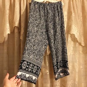 Loose Fitting Printed Pants